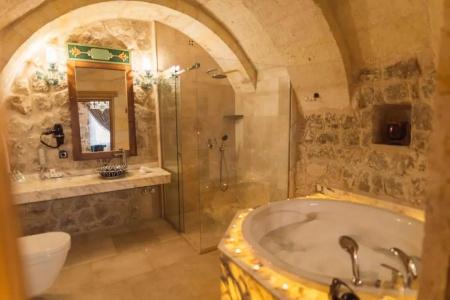 Solo Cave Suites - 148