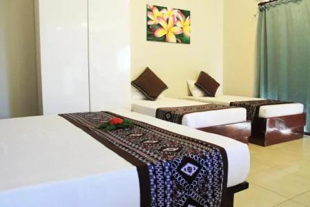 Smugglers Cove Beach Resort & - 51