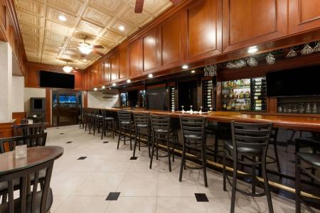 Wyndham Riverfront - 18