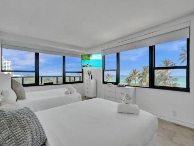 The Alexander All Suites - 397