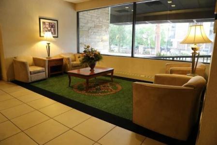 Park East - 7