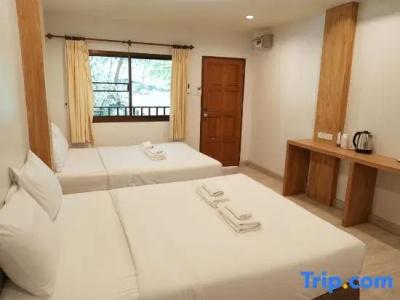 Sangthian Beach Resort - 32