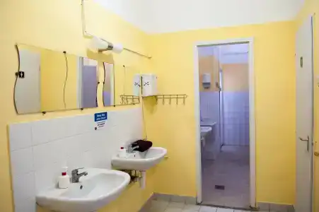 Westend Hostel - 17