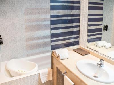 Ibis Styles A Coruna - 7
