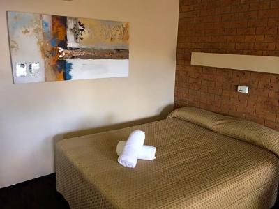 James Street Motor Inn - 33