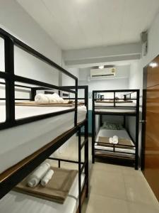 BB House Budget & Boutique - 17