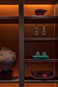 The Ritz-Carlton, - 122