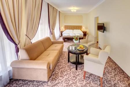 Windsor Spa - 56