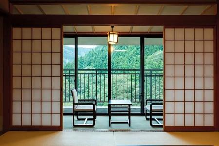 Yamanaka Onsen Hanatsubaki - 55