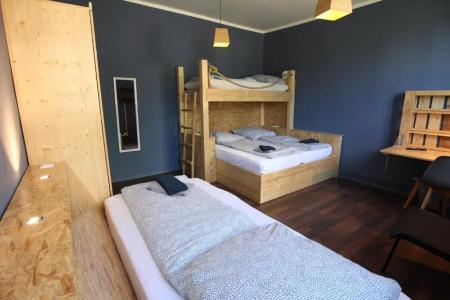 Blue Doors Hostel Ktv - 50