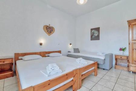 Pavlos Place - 28