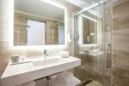 Grupotel Los Principes & Spa - 28