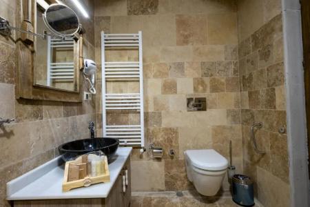 Underground Cave Suites - 49