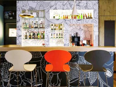 ibis Versailles Château - 14