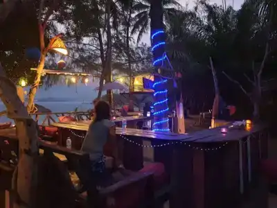 Sabai Sabai Beach Bungalows - 8
