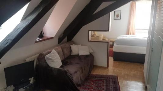 Hotel-Restaurant Goldenes Lamm - 74