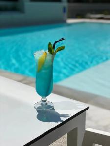 Mirablue Luxury Residences - 8