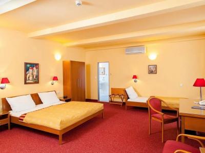 Cloister Inn - 32