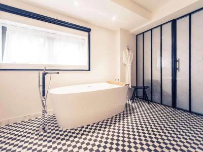 Mercure Nantes Centre Gare - 63