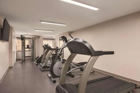 Country Inn & Suites by Radisson, South, TN - 10