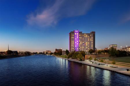 Hyatt Regency - 24
