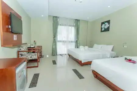 Green House - 77