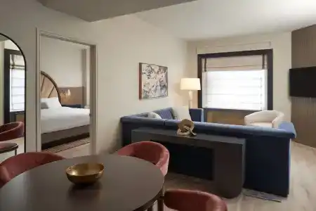 Indigo Houston at the Galleria, an IHG Hotel - 61