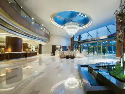Grand Millennium Shanghai HongQiao - 1