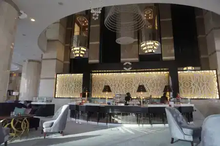 Crowne Plaza West Bay, An Ihg - 2