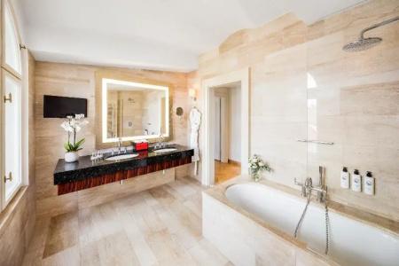 Mandarin Oriental, Prague - 78