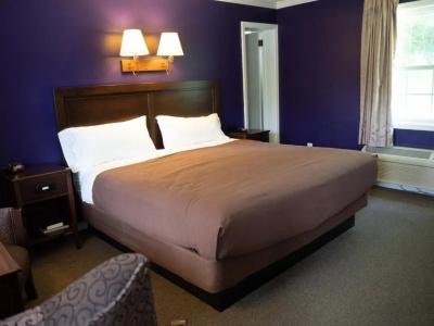 Blowing Rock Inn - 30