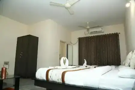 Soundarya - 46