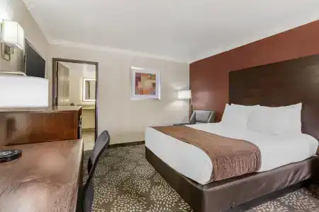 Best Western InnSuites Tucson Foothills & Suites - 66