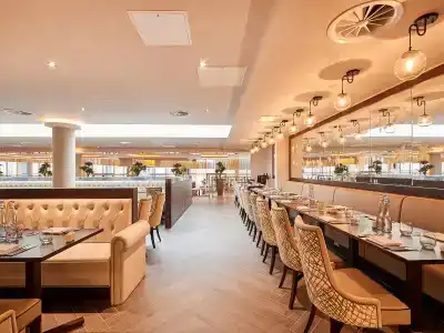 Park Regis Birmingham - 26