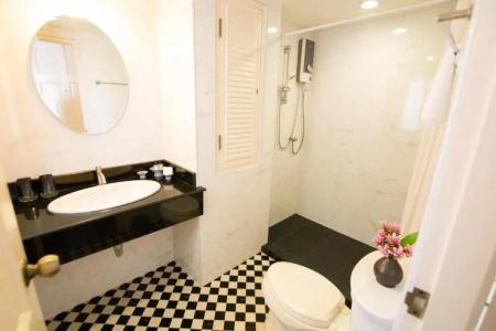 Ssip Boutique Dhevej Bangkok - 50