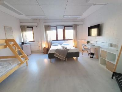 Goiglo & Hostel - 25