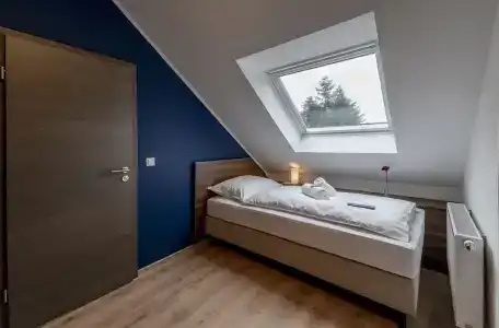 Zu Freunden - 1