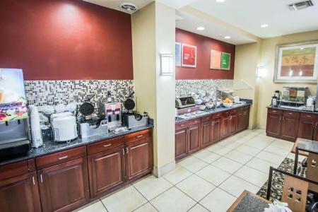 Comfort Suites Orlando Airport - 30