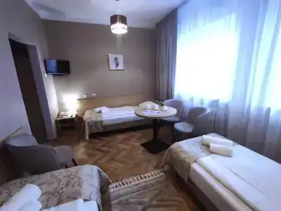 Polonia - 26