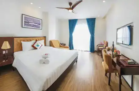Ritzy Boutique Da Nang - 6