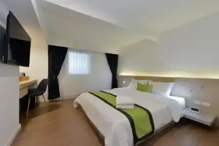 iCheck inn Sukhumvit 19 - 17