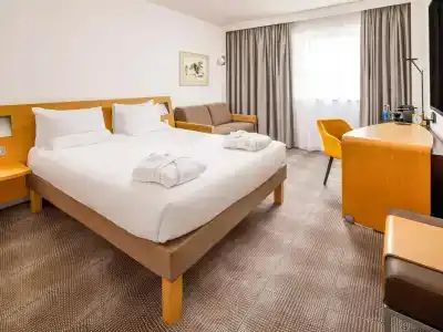 Novotel London Greenwich - 2