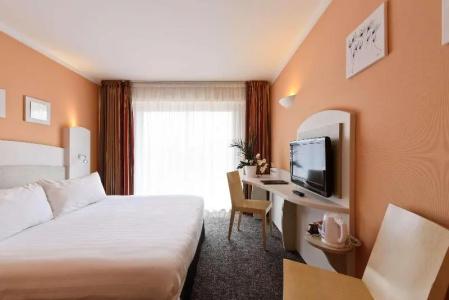 Best Western Astoria - 56