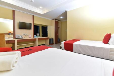 RedDoorz Plus near Mall Bali Galeria 2 - 1