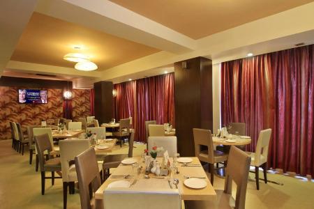 La Sara Grand Formerly Known as Nandhana Grand - 4