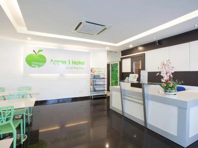 Apple 1 Queensbay - 1