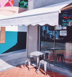 Met a Space Pod @ Arab Street - 28