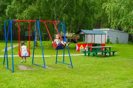 Зеленая поляна - 1