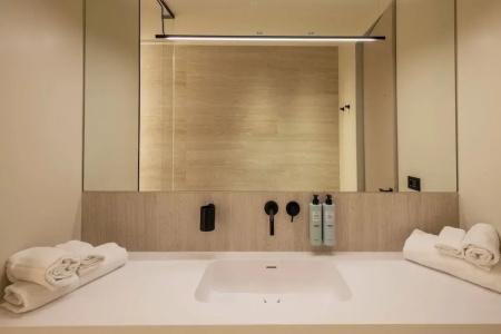 International - 138