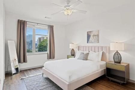 Placemakr Music Row - 102